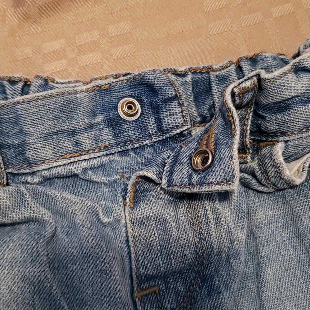 Childrens Place Denim Shorts (267) - Picture 3 of 4